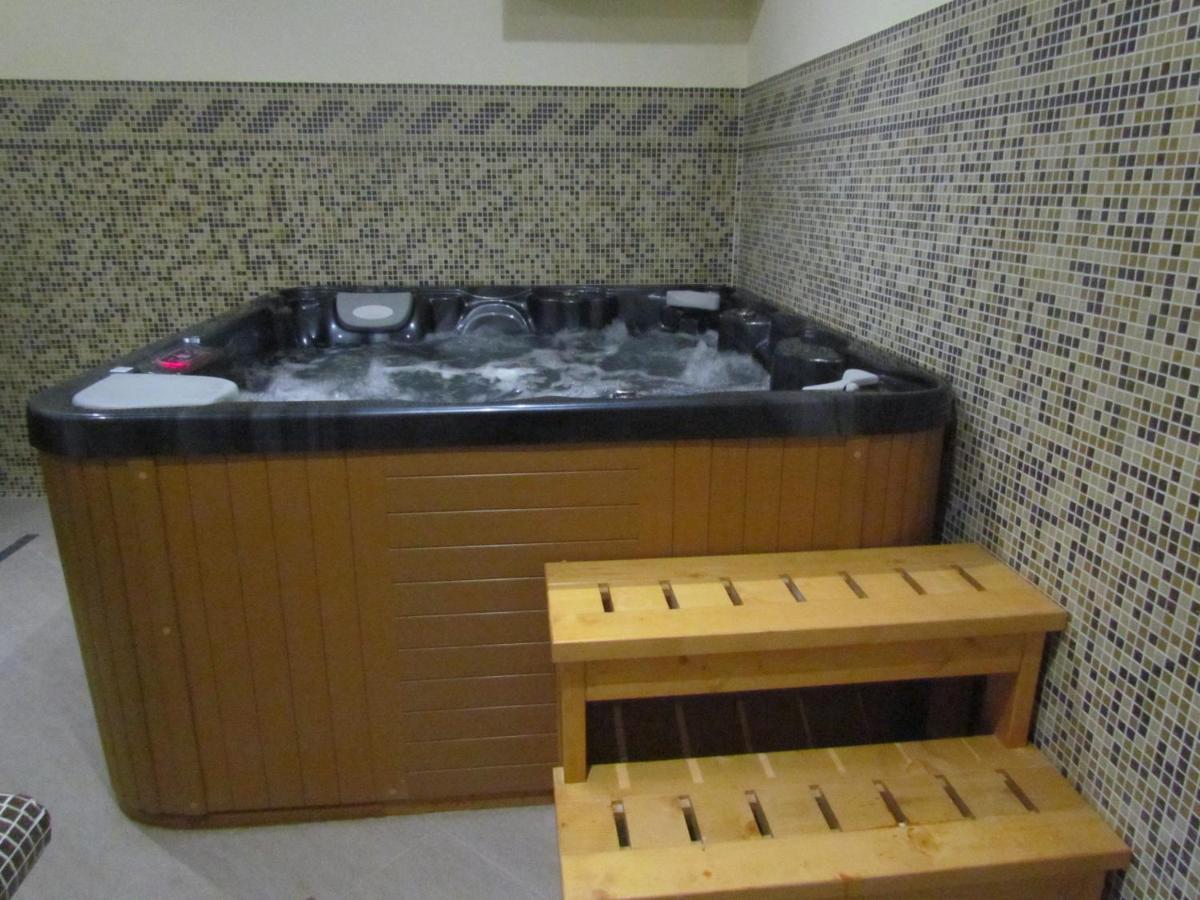Boryka Family Hotel Asikoria Dış mekan fotoğraf